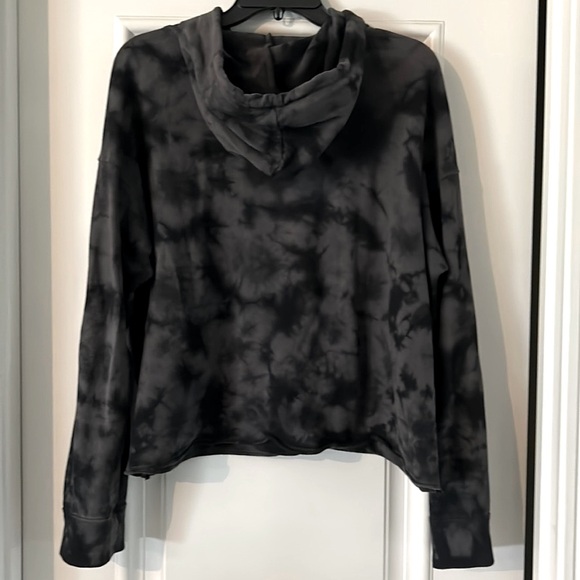 Torrid black and gray AC⚡️DC pullover cropped hoodie size 0 (L/XL) - Picture 2 of 7